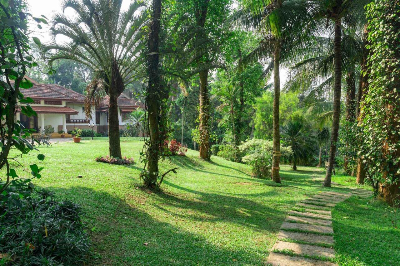Crystal Homestay By Veo - Part Of Stayvista Madikeri Luaran gambar