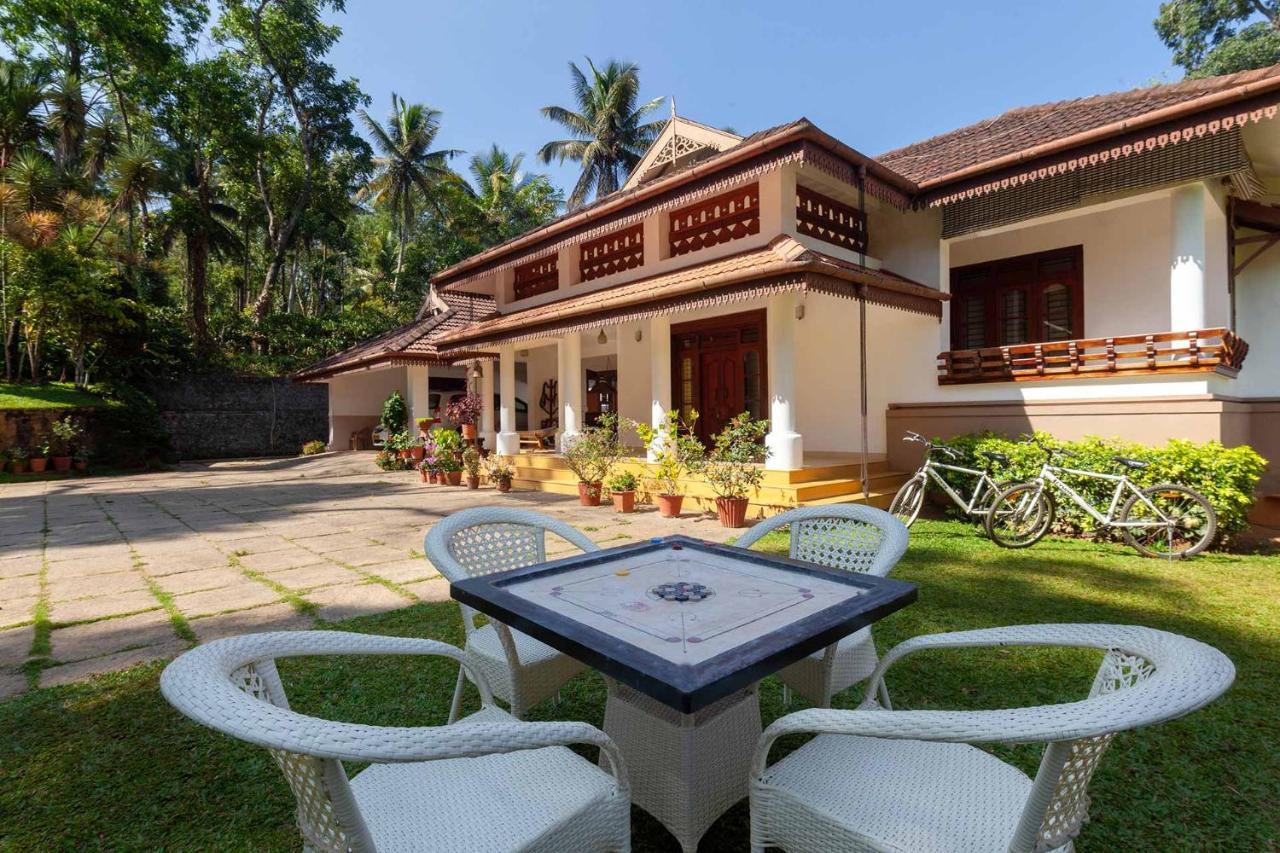 Crystal Homestay By Veo - Part Of Stayvista Madikeri Luaran gambar