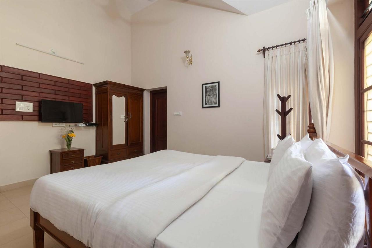Crystal Homestay By Veo - Part Of Stayvista Madikeri Luaran gambar