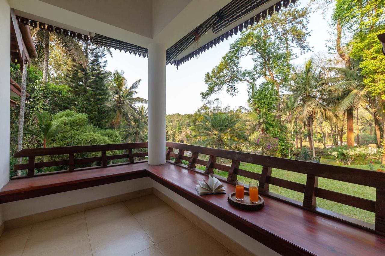 Crystal Homestay By Veo - Part Of Stayvista Madikeri Luaran gambar